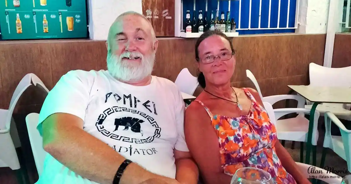 Alan Morris and Cindy Blyth at La Ola bar in Los Narejos.